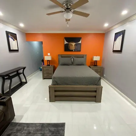 K&S Seaview Luxury Apartment Montego Bay Exterior photo