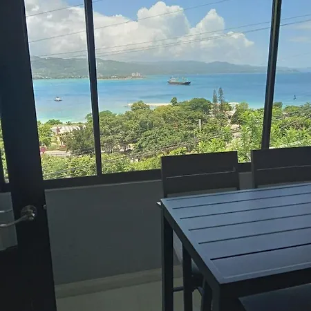 K&S Seaview Luxury Apartment Montego Bay Exterior photo
